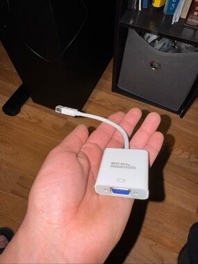 Best Buy Essentials White Mini DisplayPort to VGA Adapter